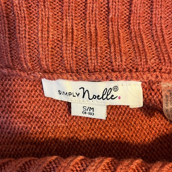 Simply Noelle Sweater/Poncho with Cowl Neck, Size S/M - Picture 5 of 5